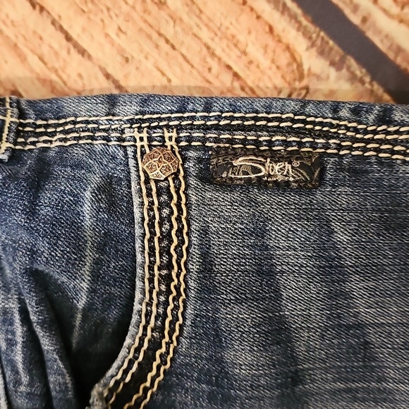 Silver Jeans Women's Boot Cut Jeans. Size 27/31 - Picture 4 of 6